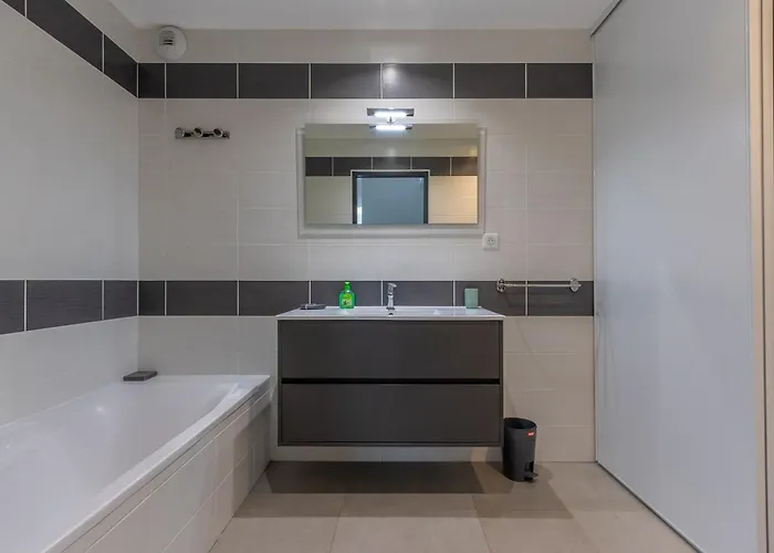 La D'argent - Vue Et Montagne * Coti-Chiavari (Corsica)